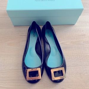 Oka-b Jackie ballet Licorice w/ gold buckle